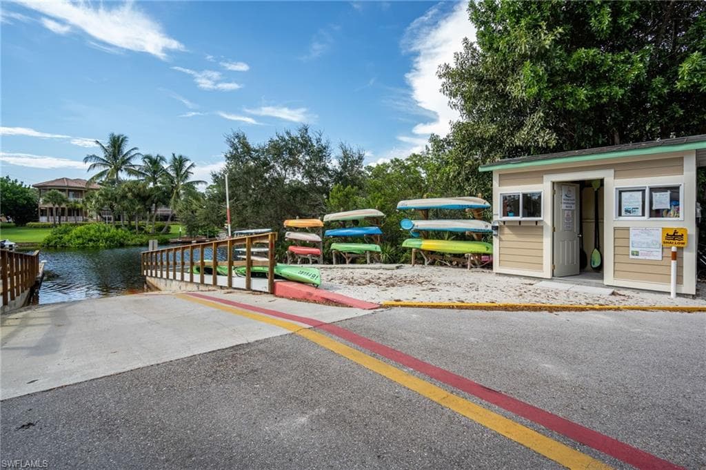 20930 Island Sound CIR 203-23