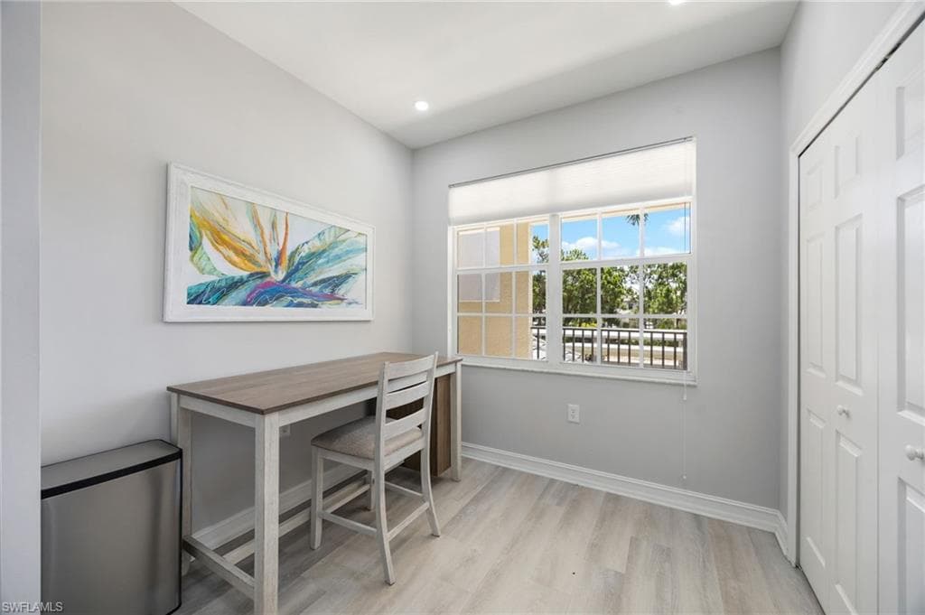 20930 Island Sound CIR 203-14