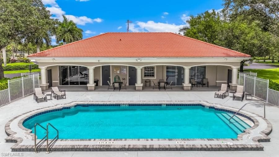 9928 Springlake CIR-7