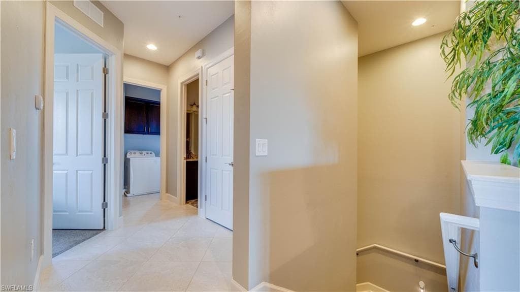10230 Glastonbury CIR 202-27