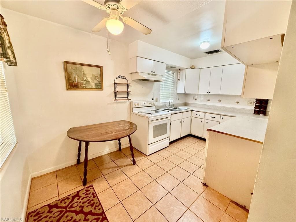 217 Oaklawn CT-13
