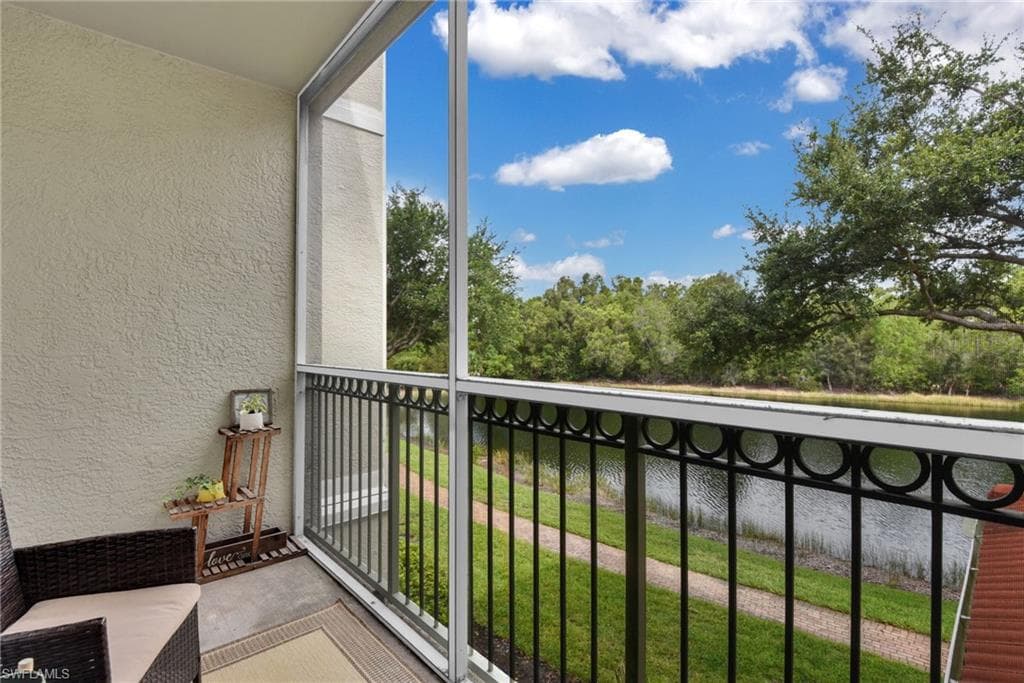 23580 Walden Center DR 207-22