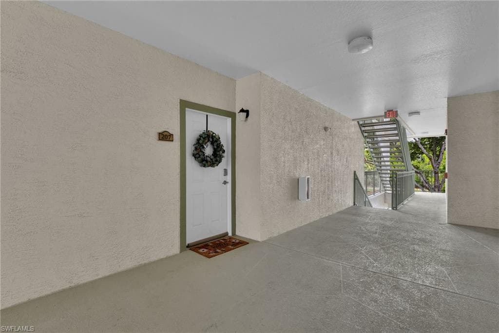23580 Walden Center DR 207-5