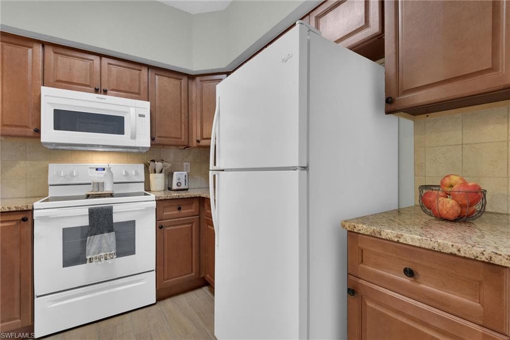 23580 Walden Center DR 207-9