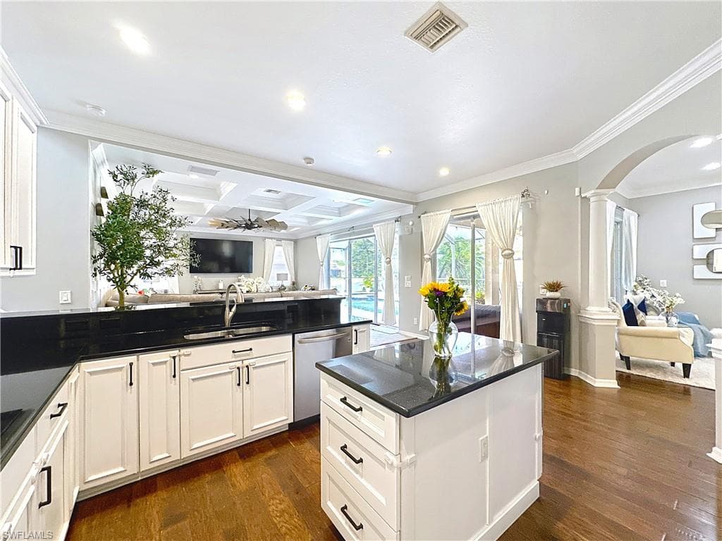 3032 Via Rialto ST-5