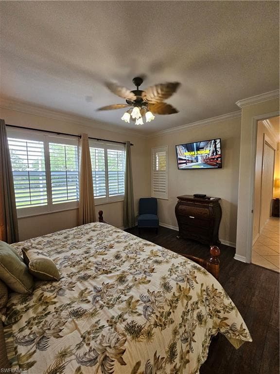 10518 Avila CIR-23