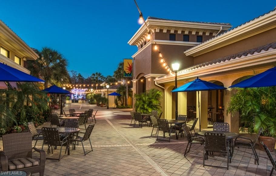 10518 Avila CIR-47