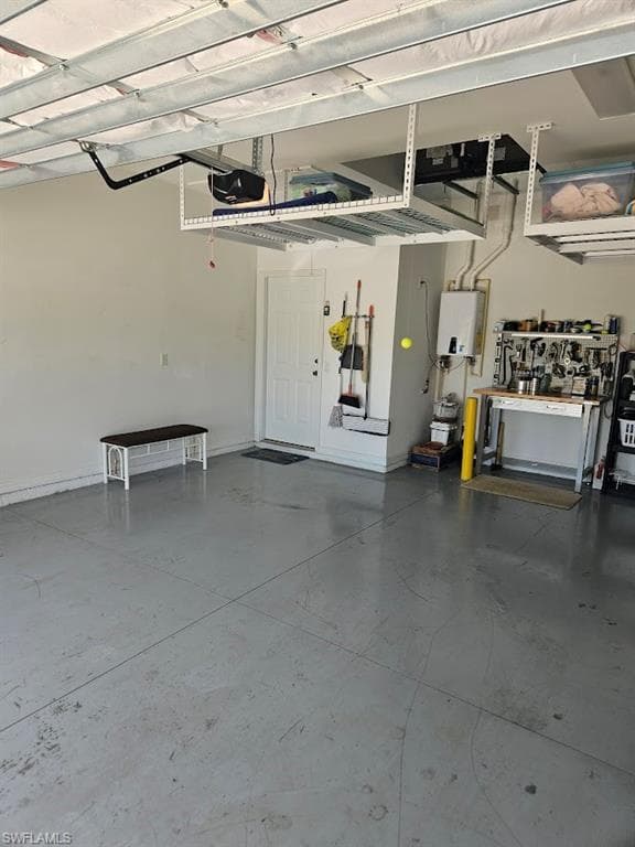 10518 Avila CIR-34