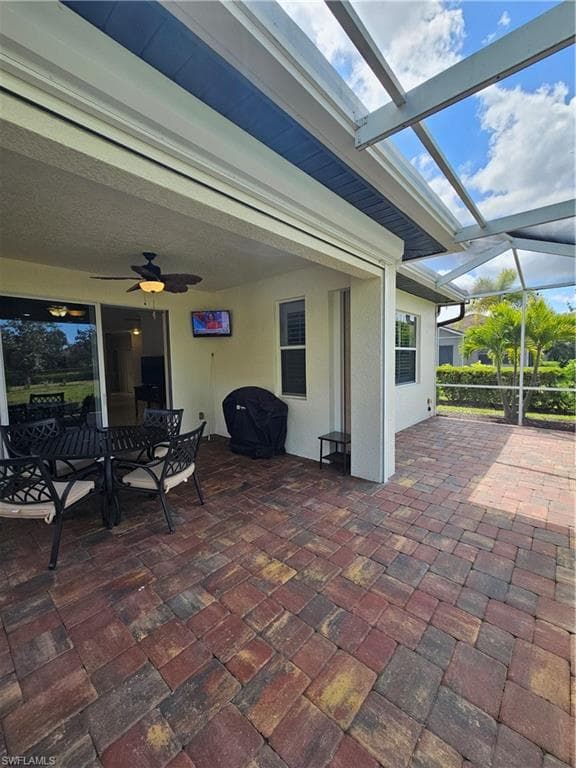 10518 Avila CIR-10