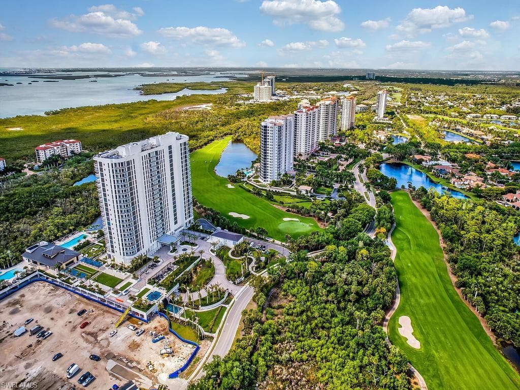 4810 Pelican Colony BLVD 304-1