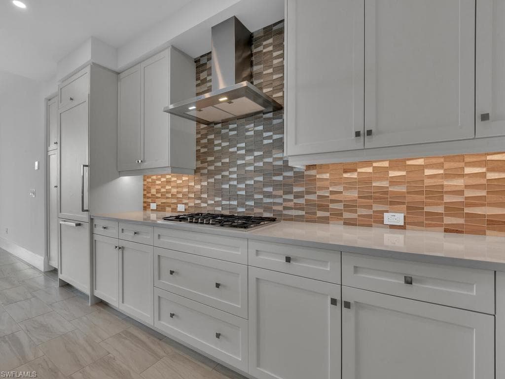 4810 Pelican Colony BLVD 304-5