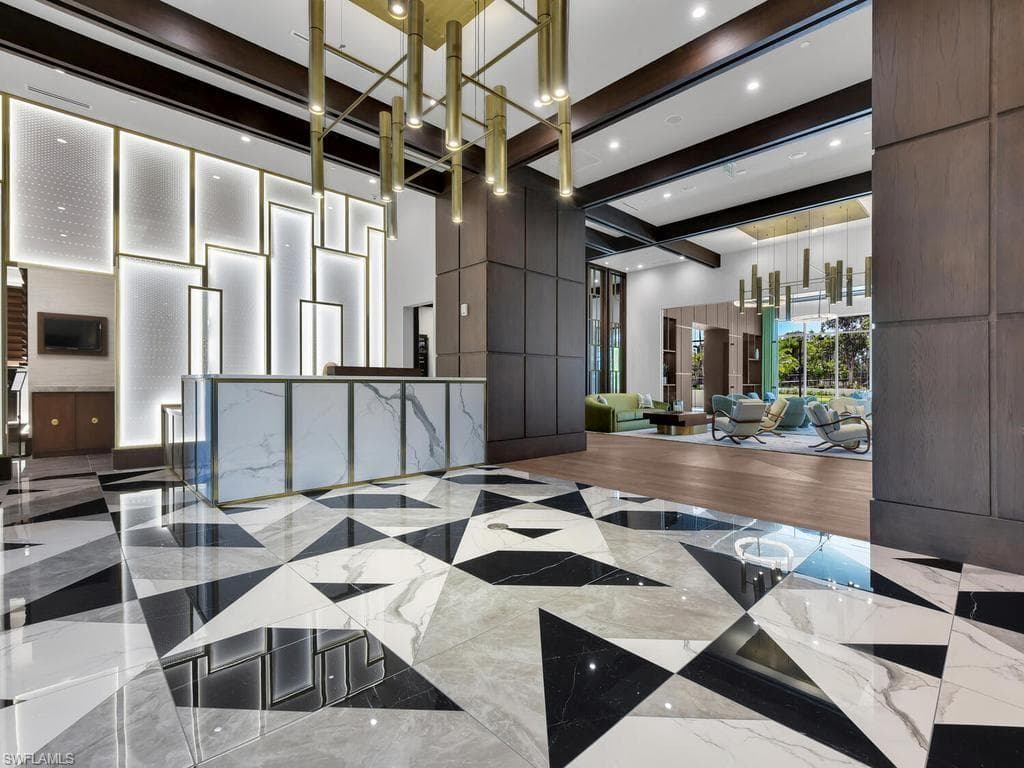 4810 Pelican Colony BLVD 304-25