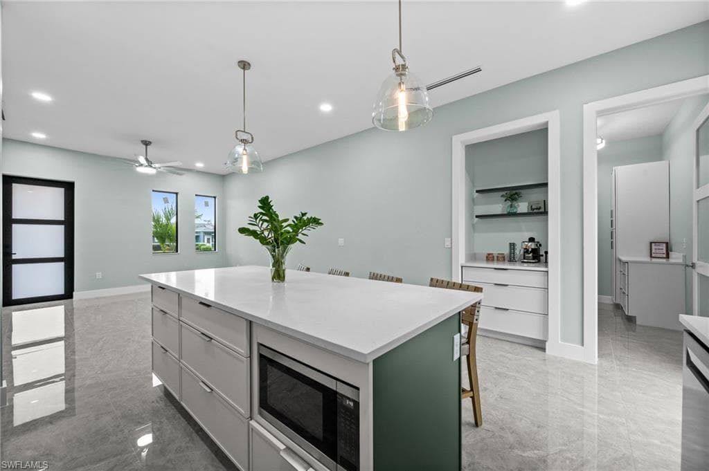 16264 Horizon RD-6