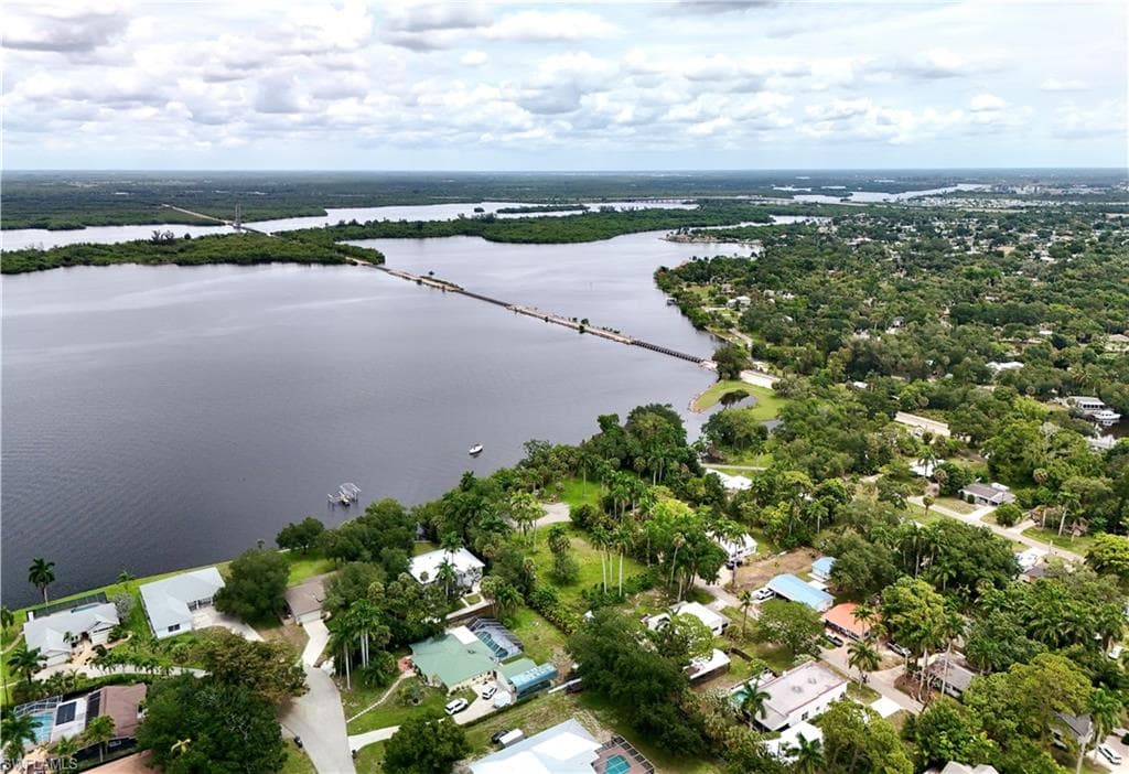 304 Royal Palm Park RD-16