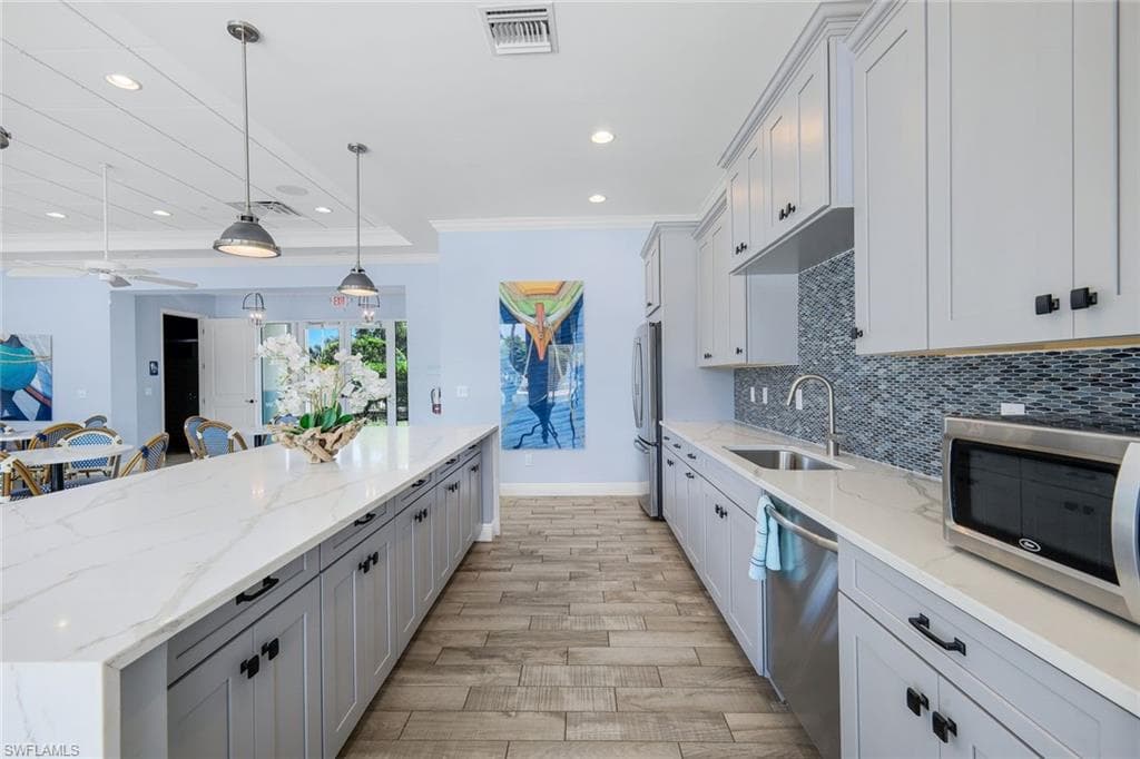 2343 Sheen LN 405-34