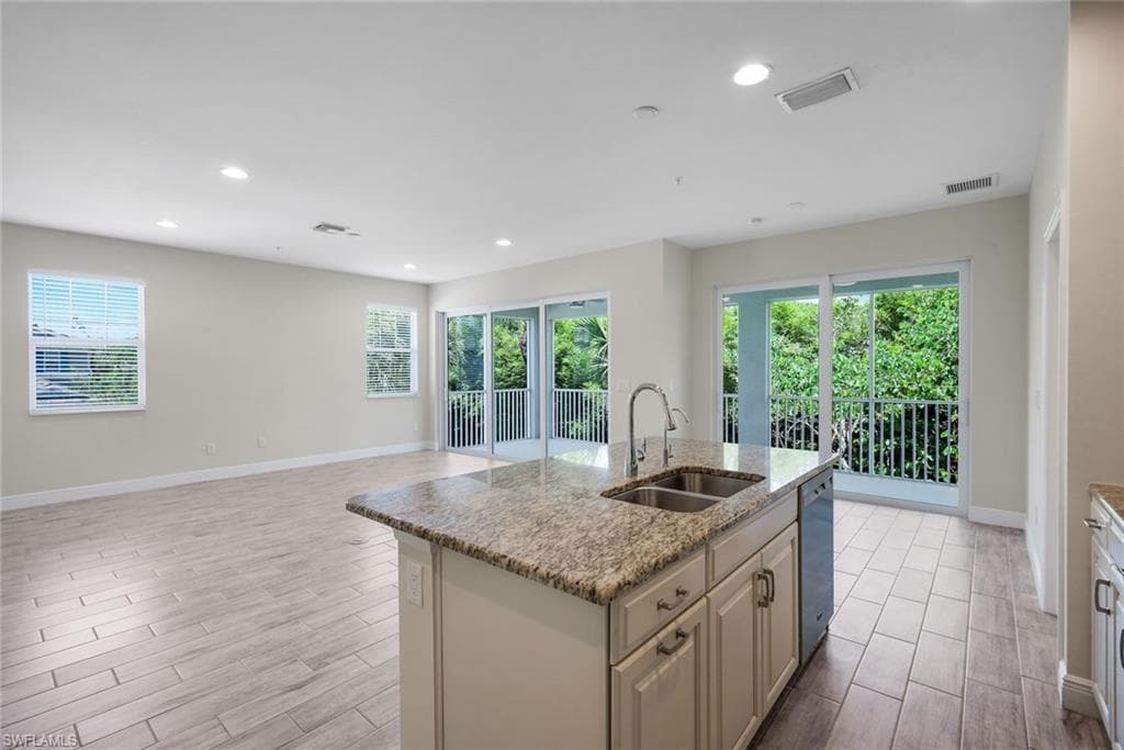 2343 Sheen LN 405-10