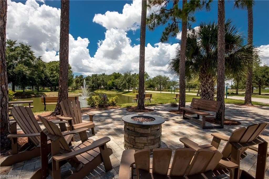 1137 Winding Pines CIR 203-27