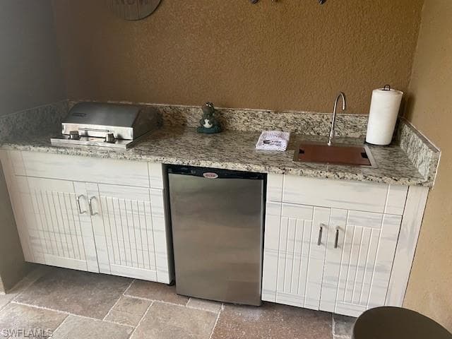 1137 Winding Pines CIR 203-15