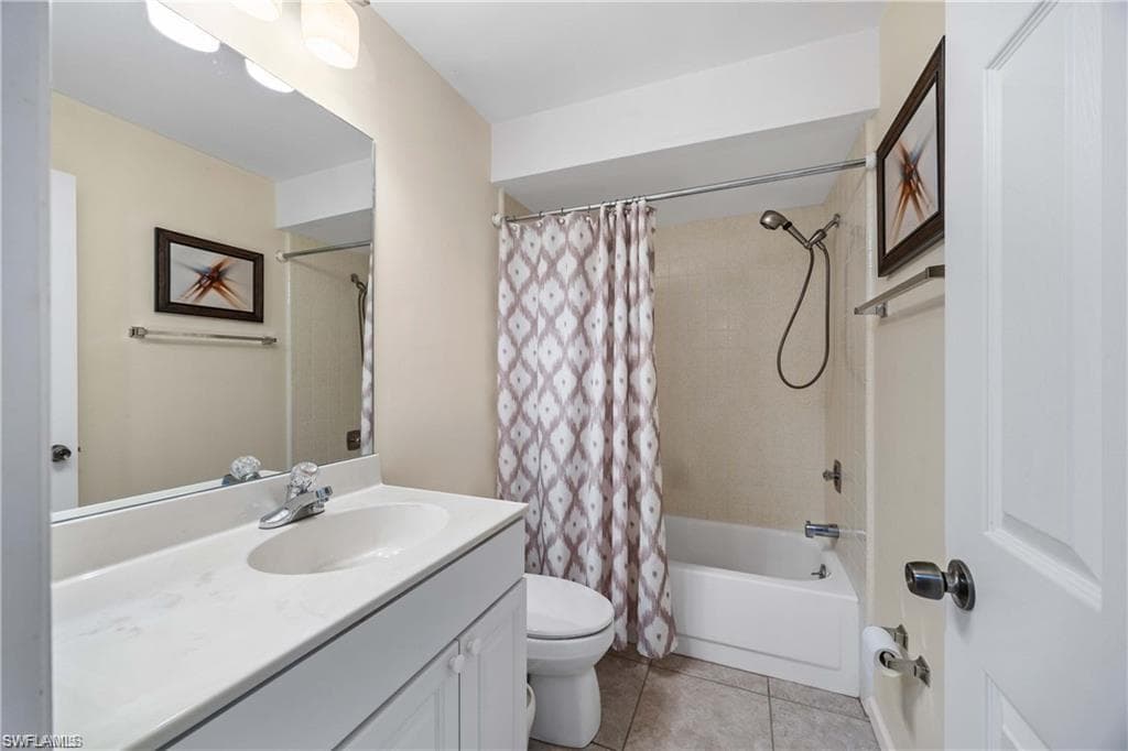 3195 Boca Ciega DR C10-16