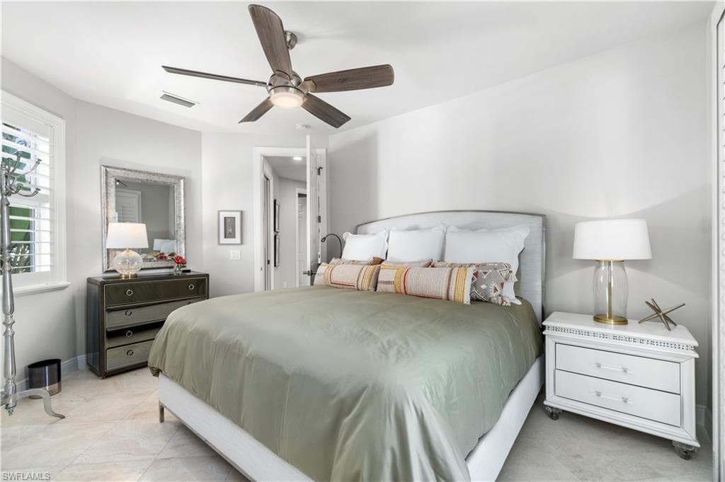 225 Bayfront DR-27