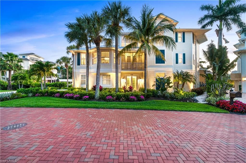 225 Bayfront DR-40