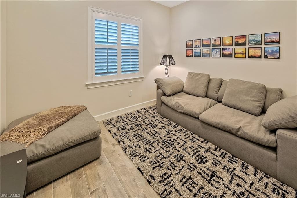 5069 Tortola CT-10