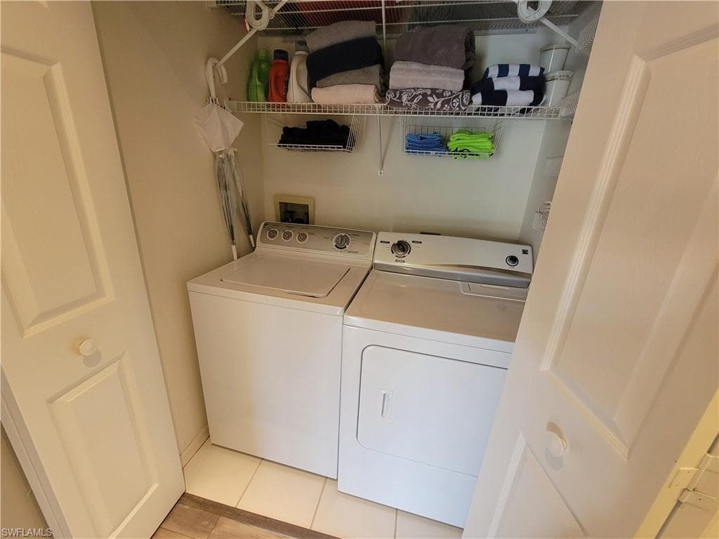 7577 Silver Trumpet LN T-204-18