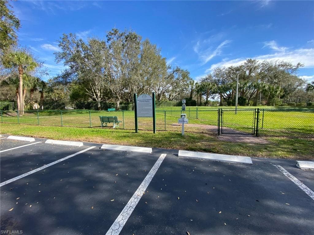 11490 Villa Grand 209-9