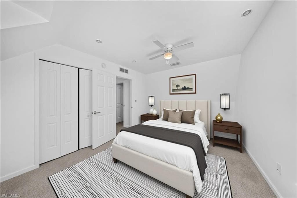 250 Leawood CIR-22