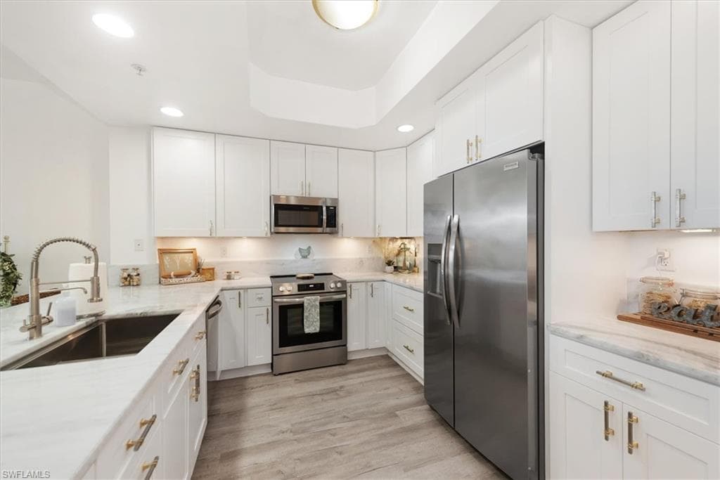 3414 Hancock Bridge PKWY 403-8