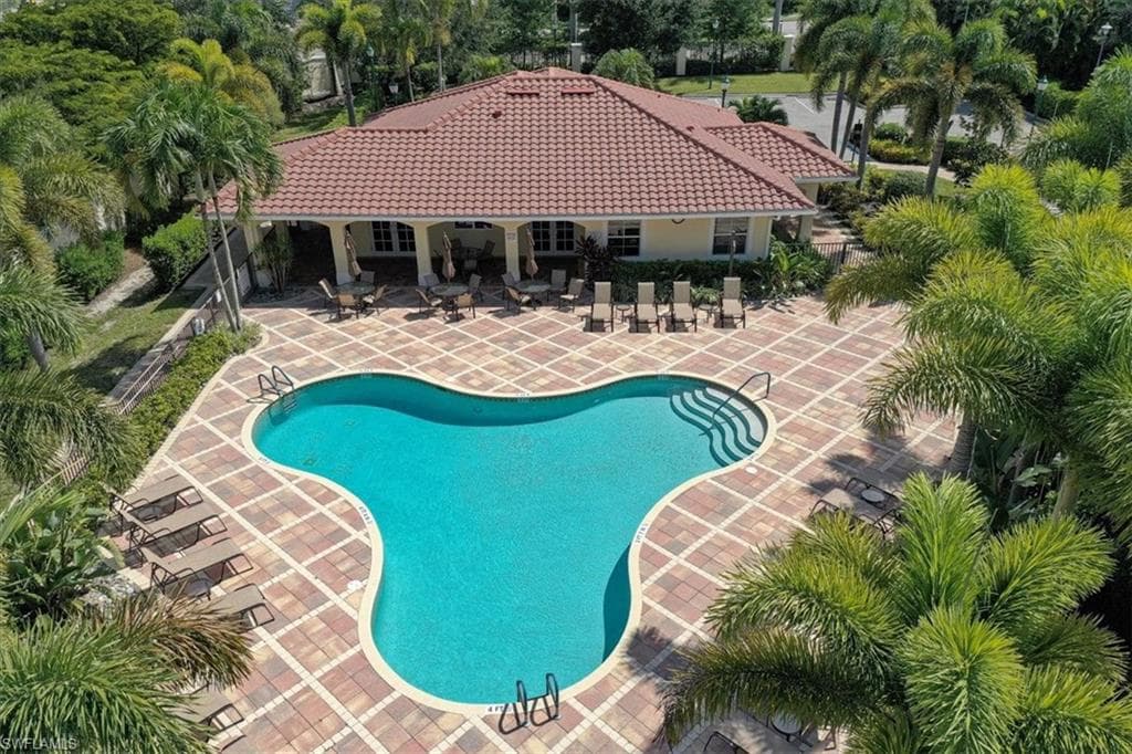 7703 Martino CIR-42