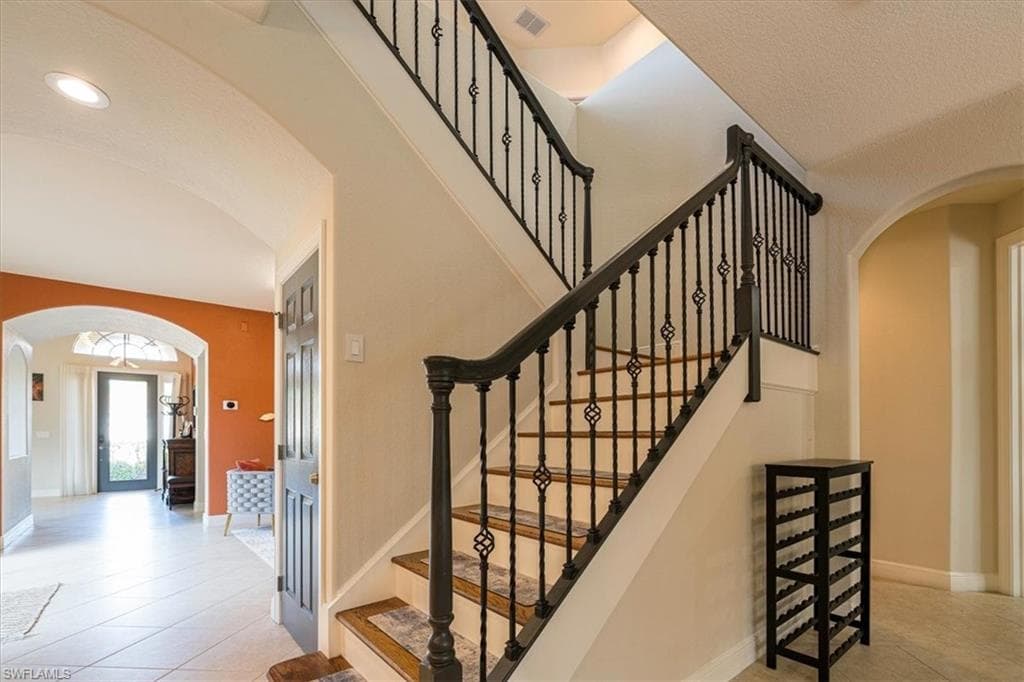 7703 Martino CIR-20