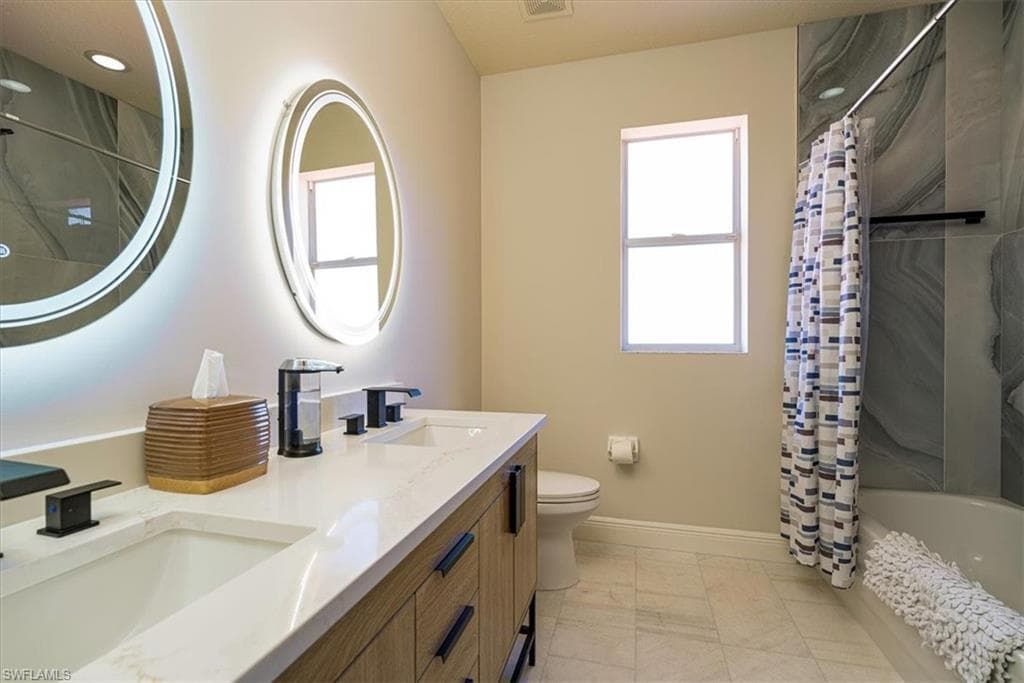 7703 Martino CIR-31