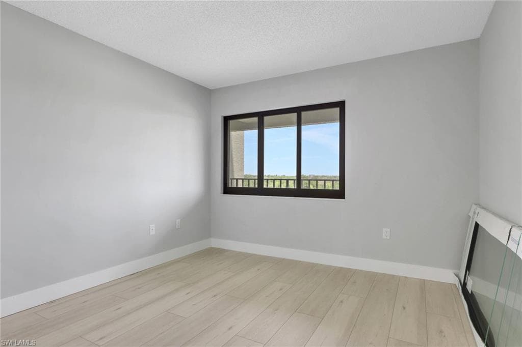 4510 Key DR 406-32