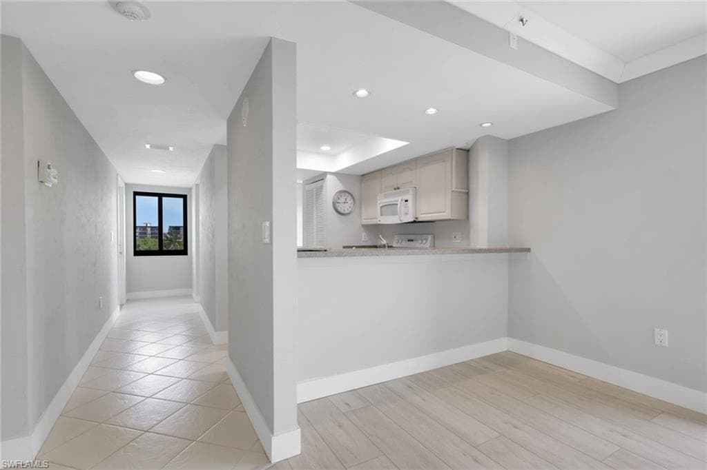 4510 Key DR 406-11