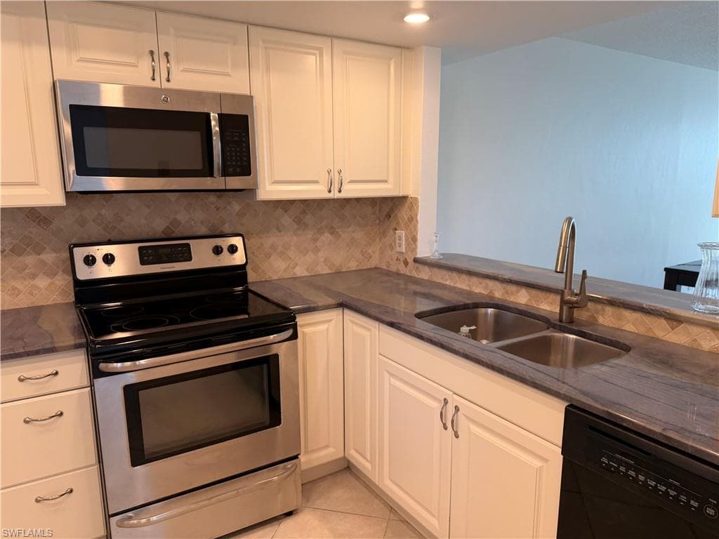 25806 Cockleshell DR C 313-10