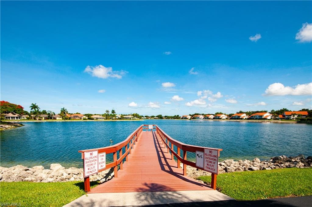 559 Henley DR-45