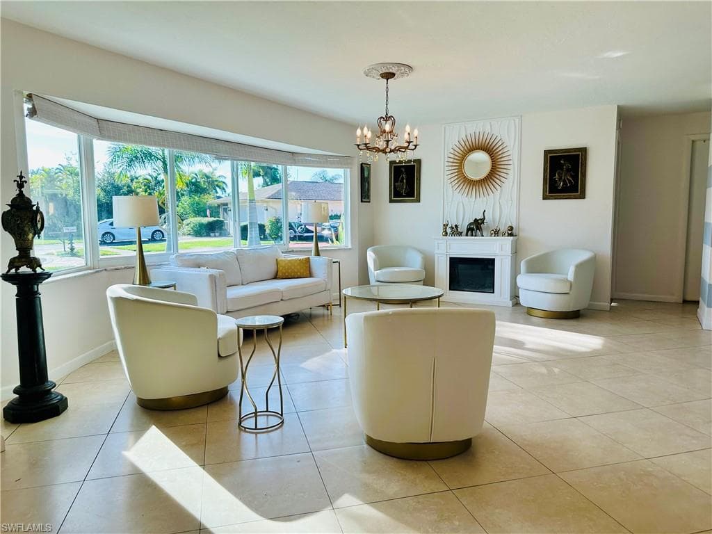 1495 Cranville SQ-3
