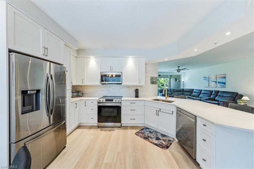 6914 Satinleaf RD N 103-10