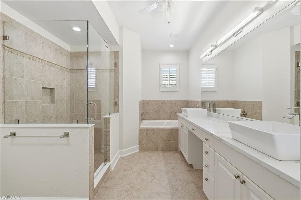 10462 Autumn Breeze DR 202-7
