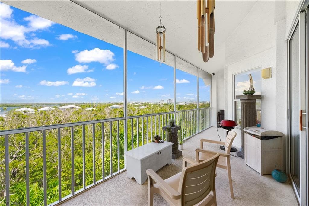 345 Mango ST 605-26