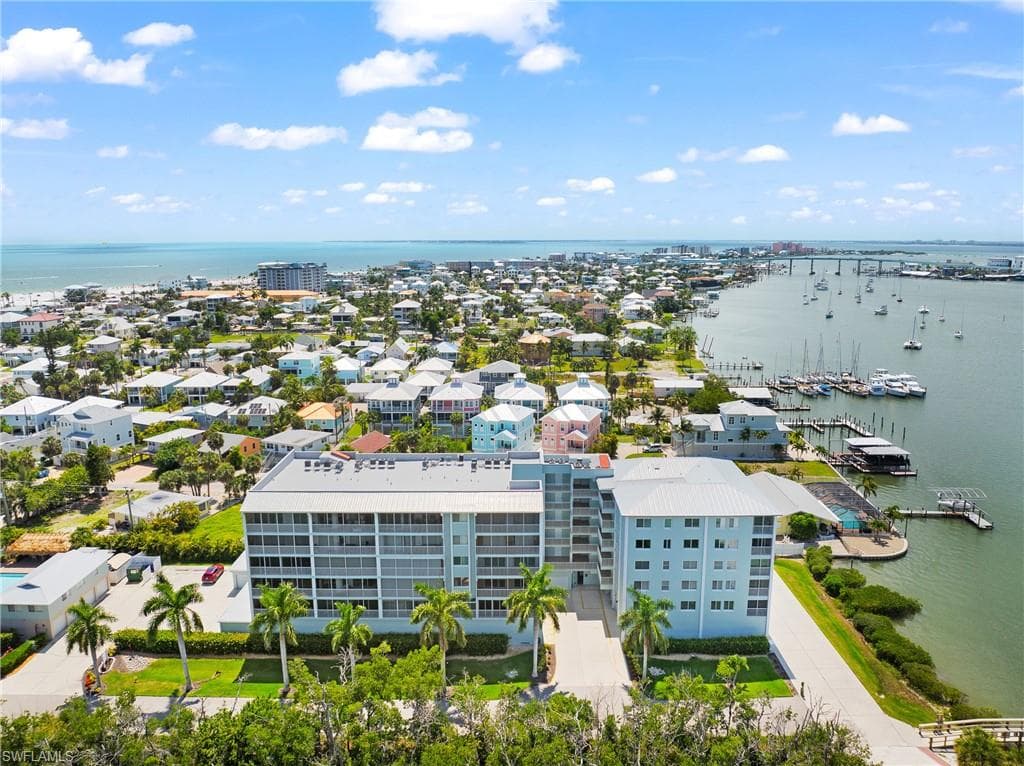 345 Mango ST 605-45