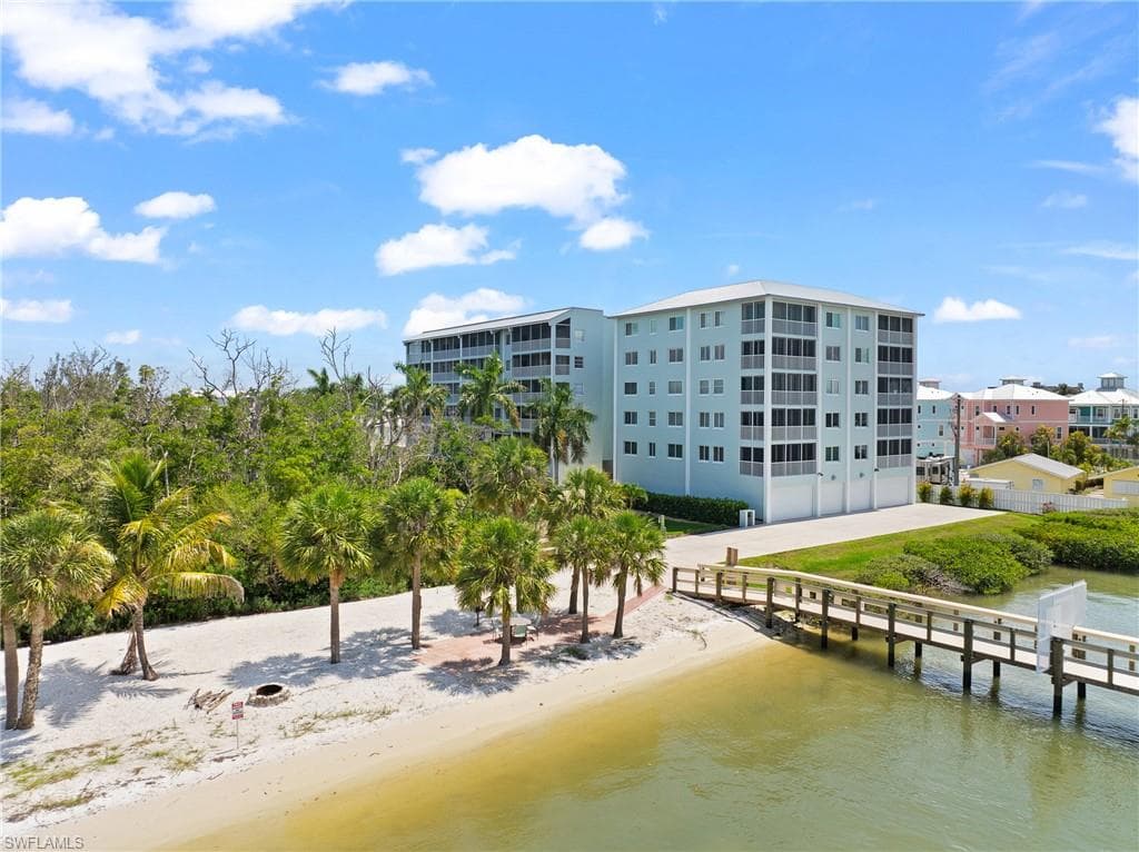 345 Mango ST 605-48