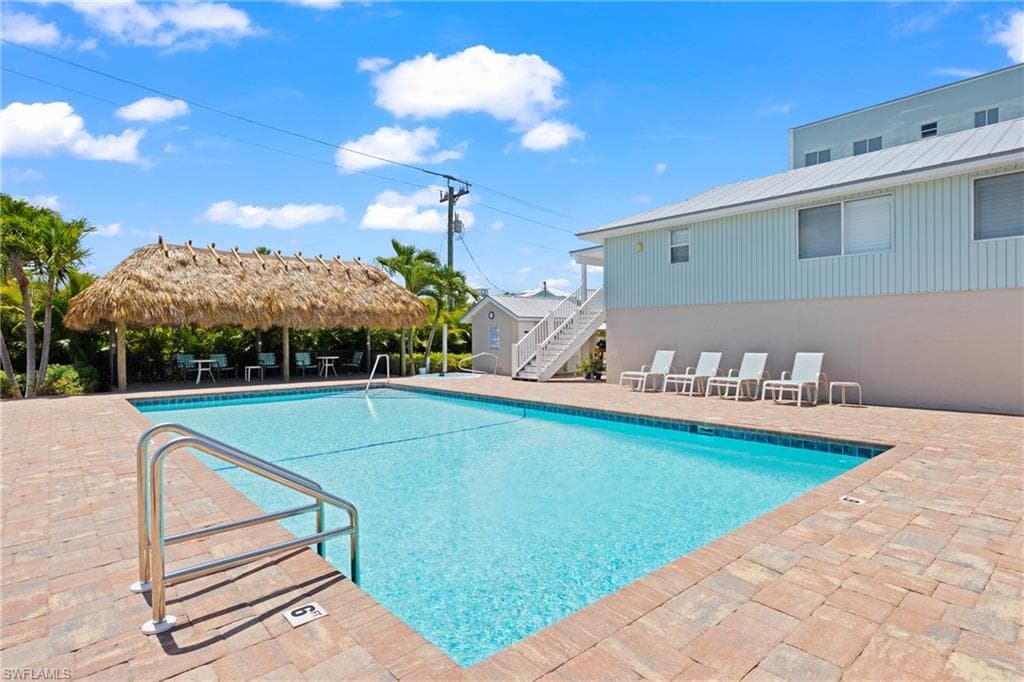 345 Mango ST 605-40