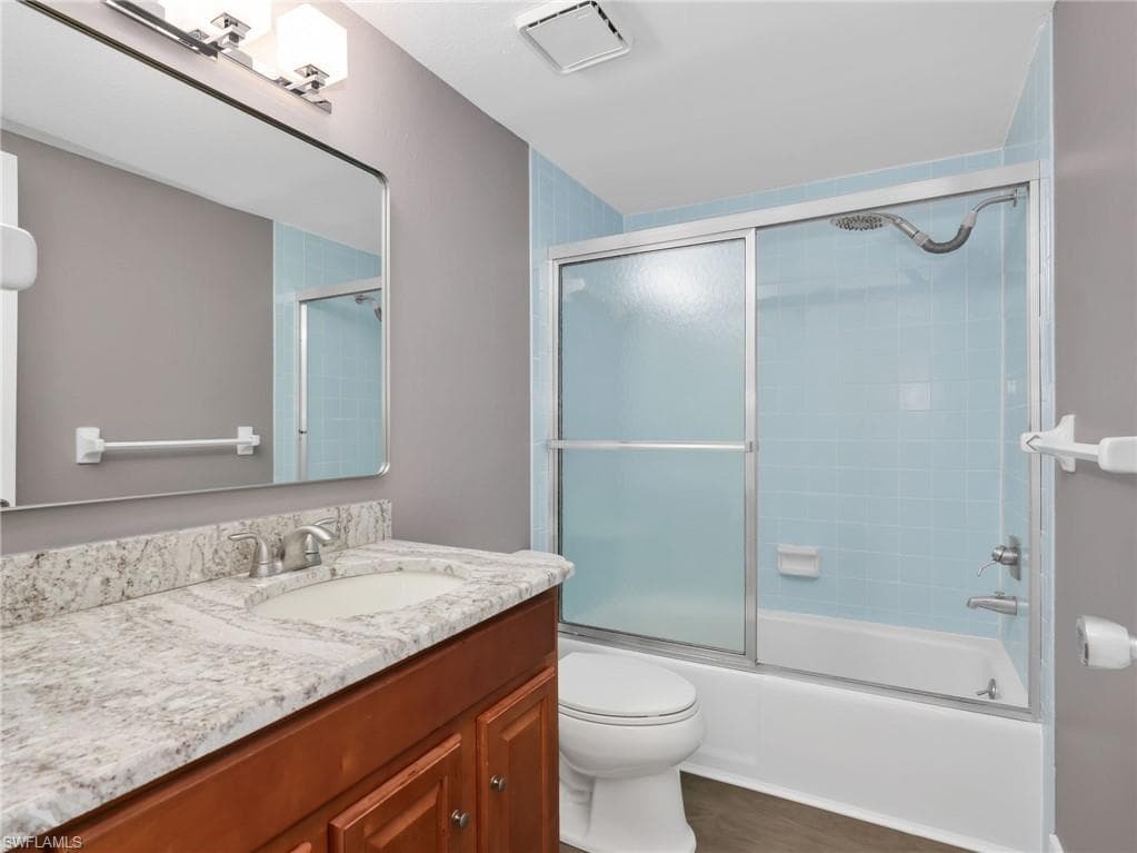 300 Valley Stream DR 8A-25