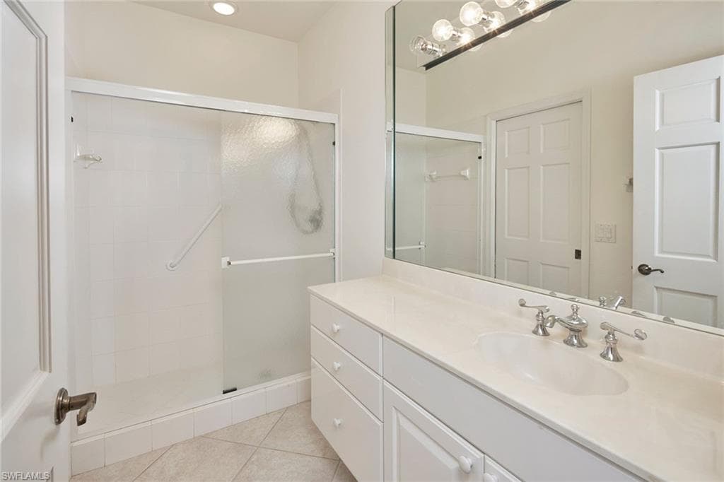 2405 Hidden Lake DR 4705-15