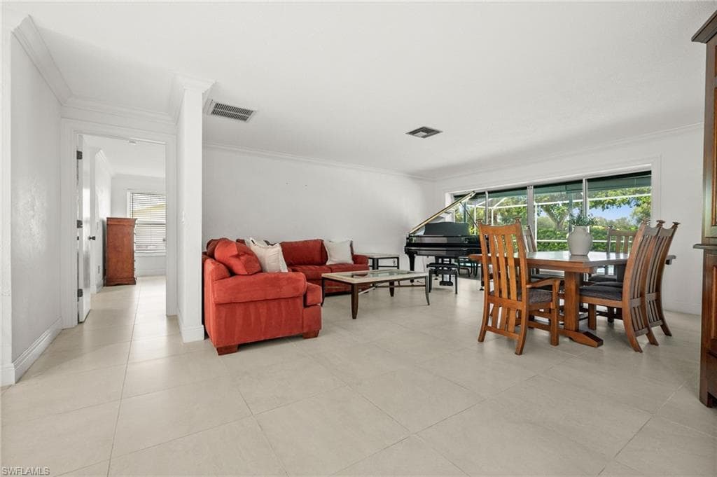 421 Palm River BLVD-13