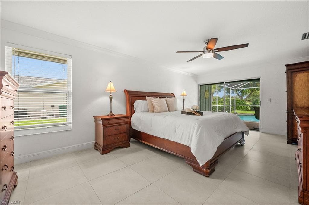421 Palm River BLVD-18