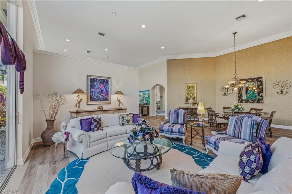 3748 Ascot Bend CT-15