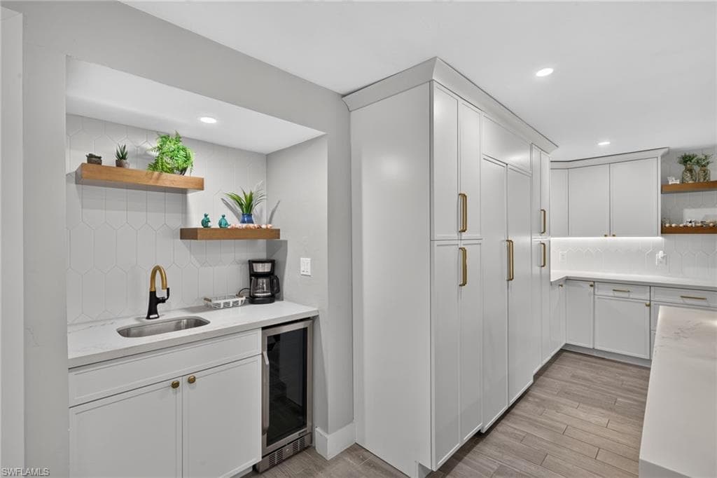 1206 Par View DR-14